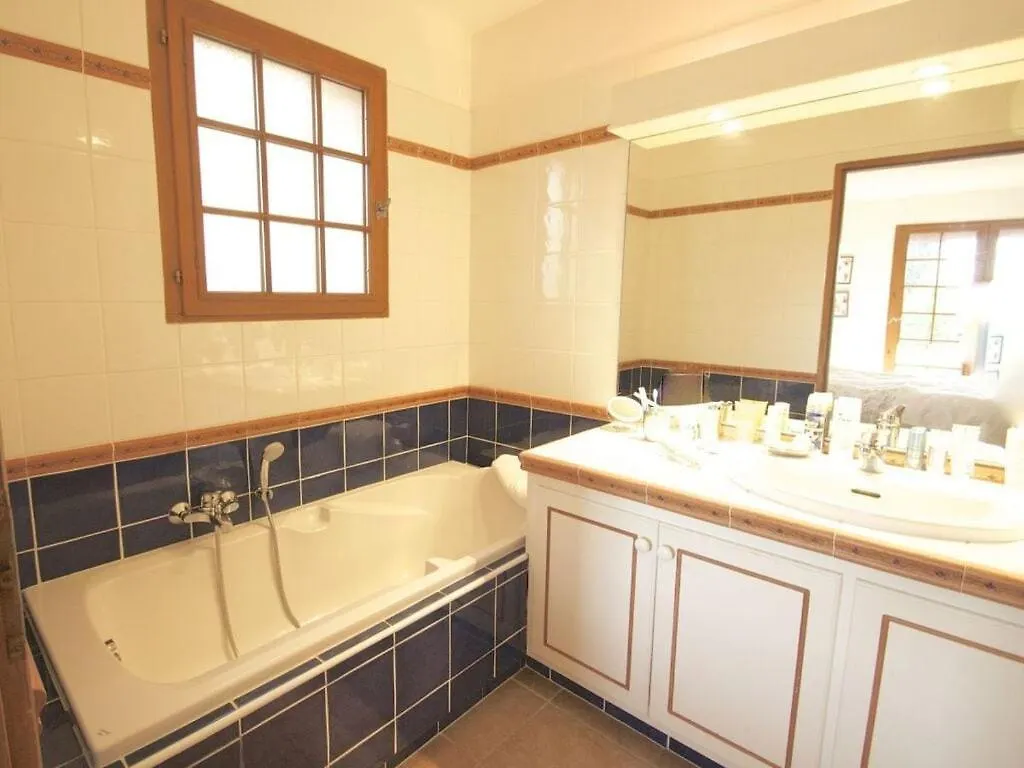 Ami - Saint Raphael Comfortable Holiday Residence Villa